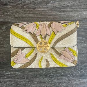 ❗️SOLD❗️Tory Burch Floral Bag